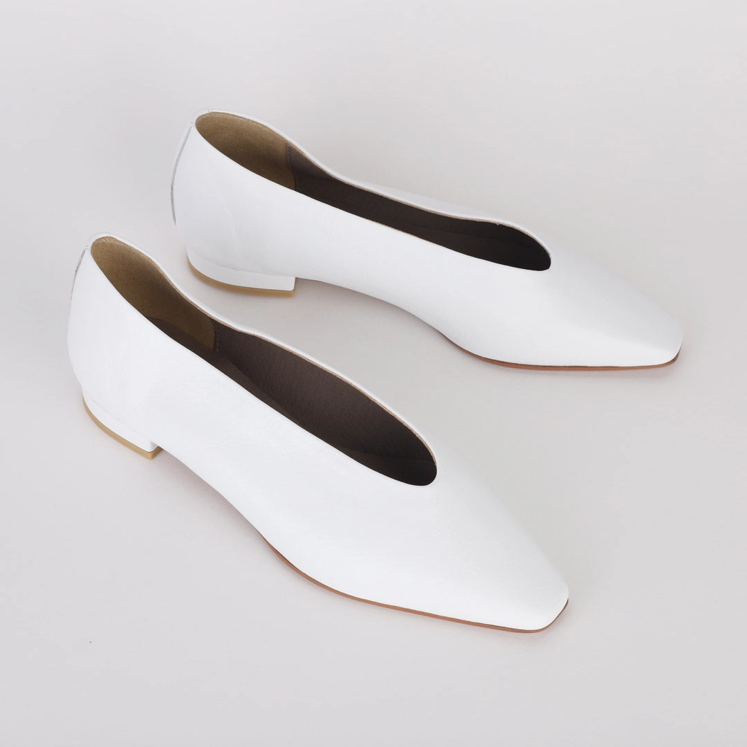 *UK size 1 - LETSBE - light beige , 1.5cm heels