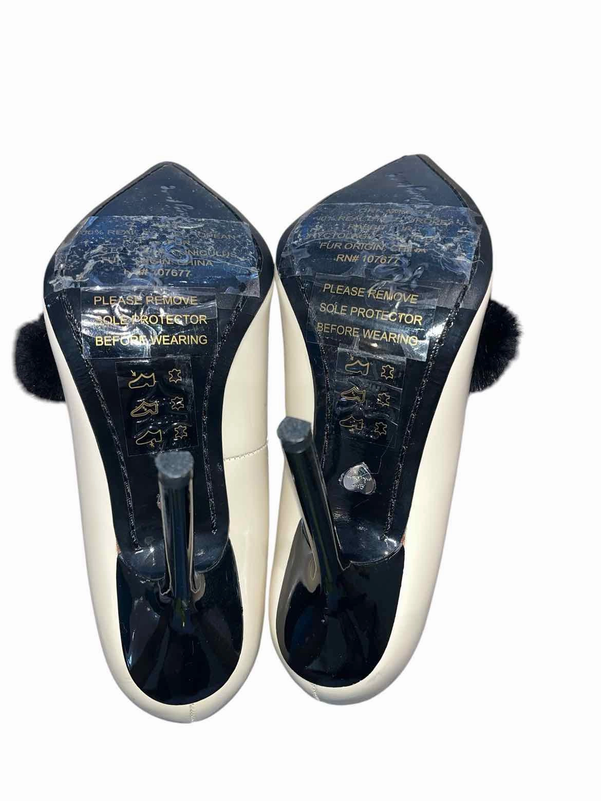 alice   olivia Cream and Red Size 37.5 Shoes