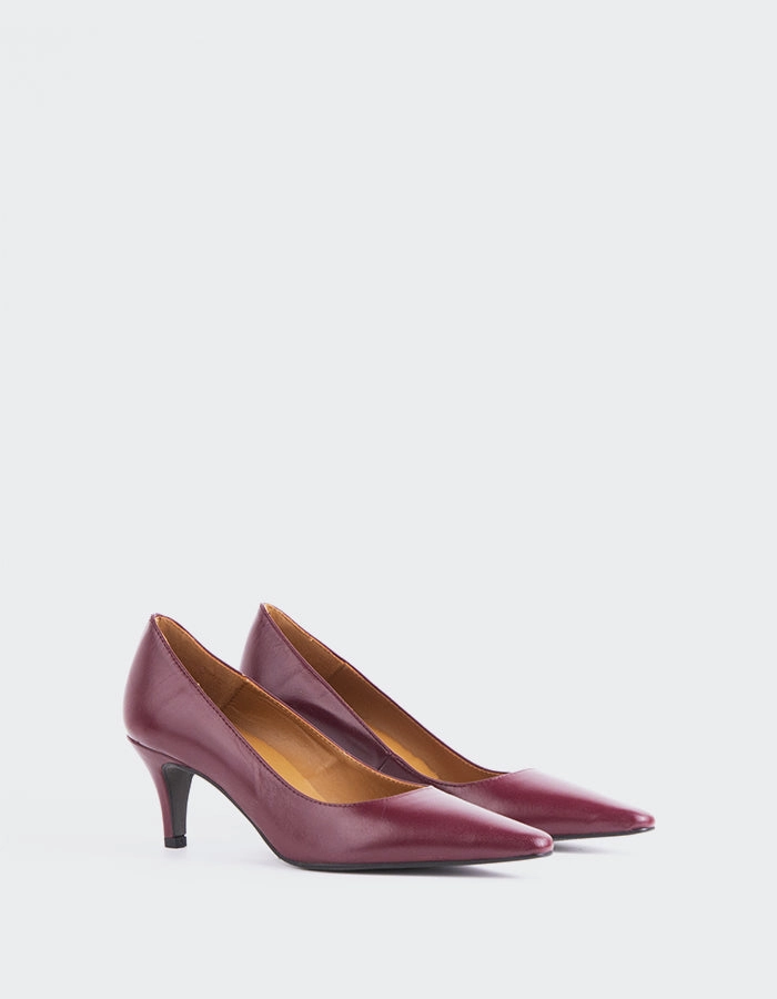 Edzell Burgundy Leather