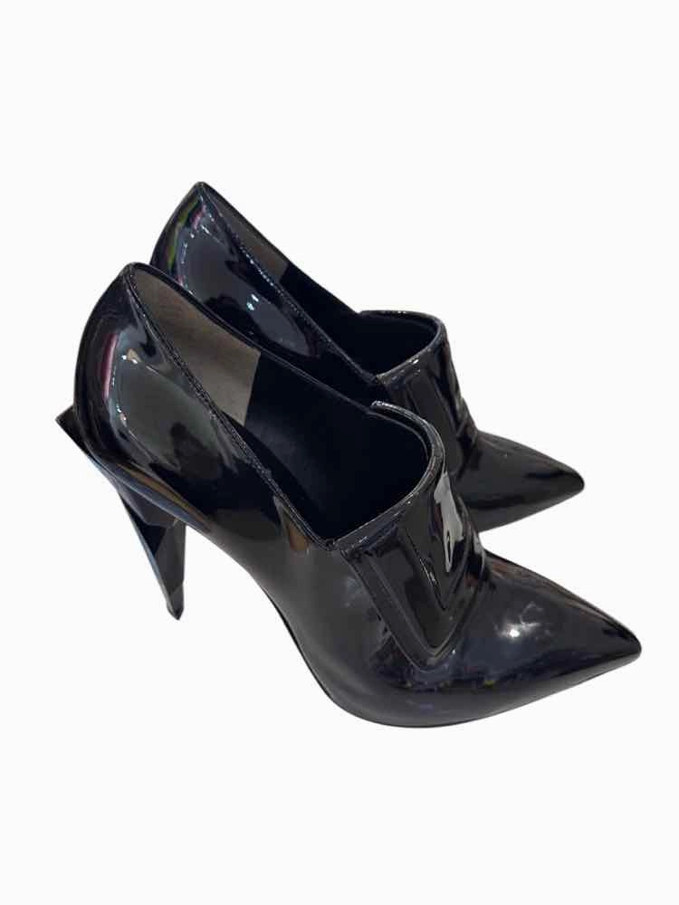 Fendi Black Size 41.5 Shoes
