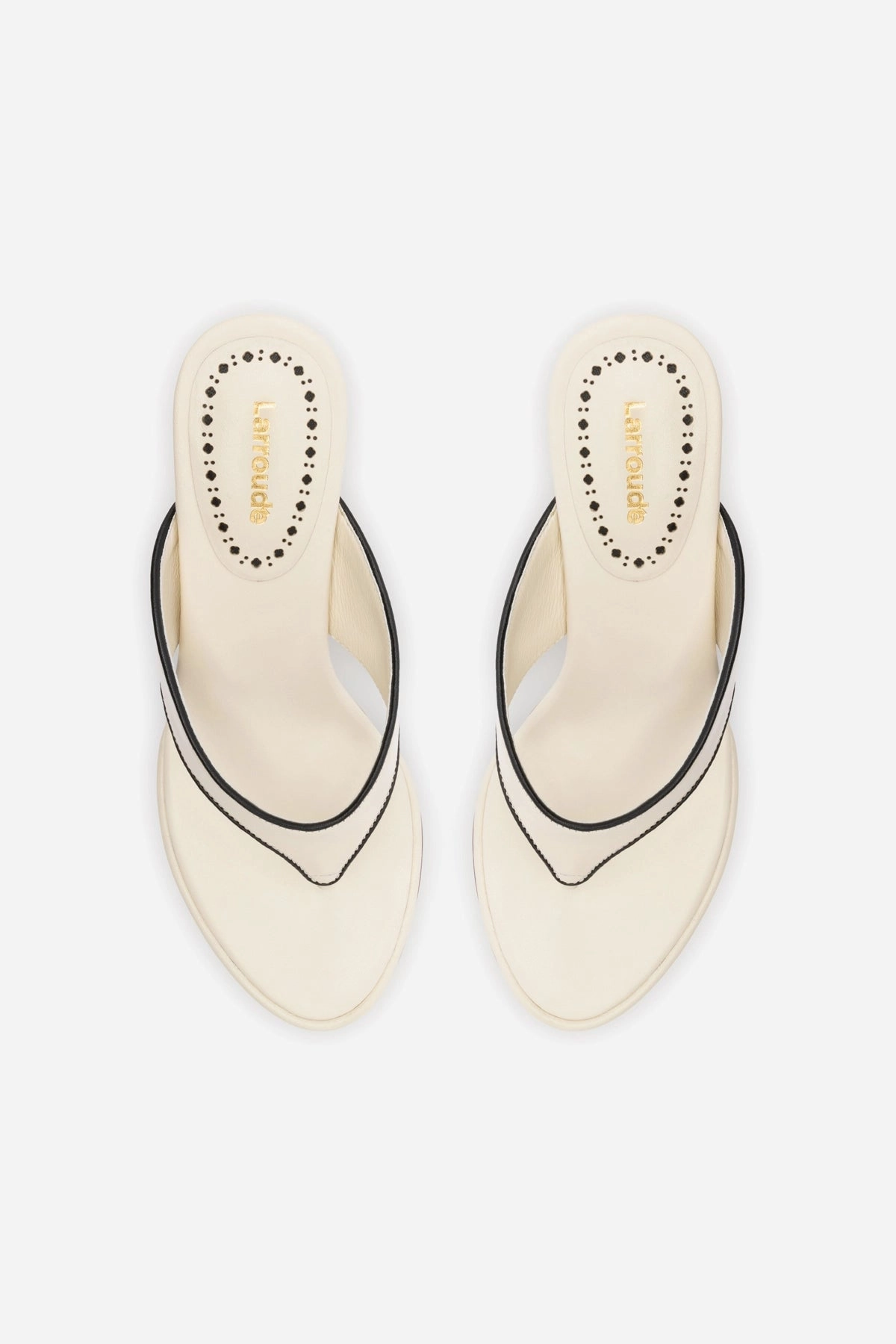 Gaia Sandal In Ivory Leather