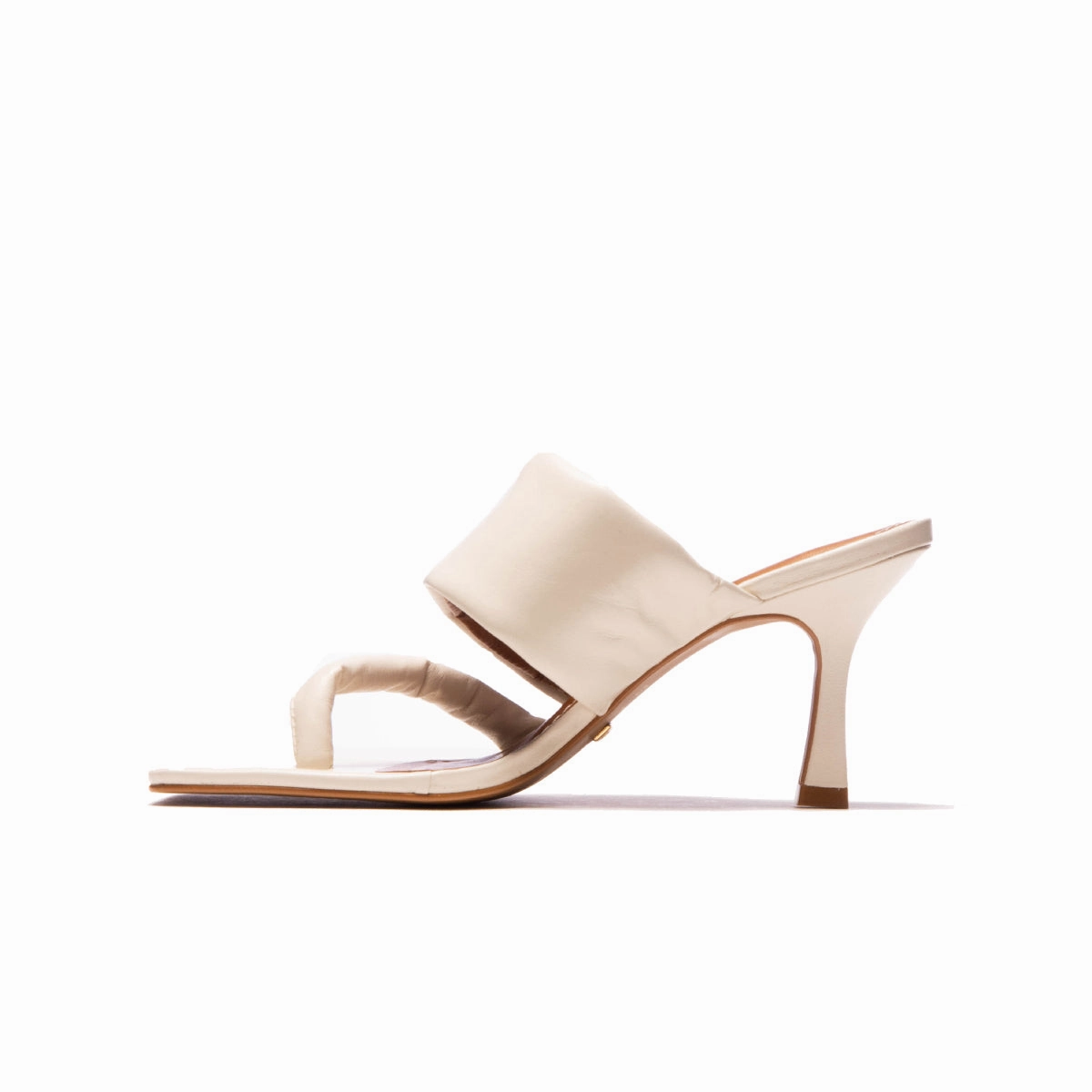 Jet Off White Leather