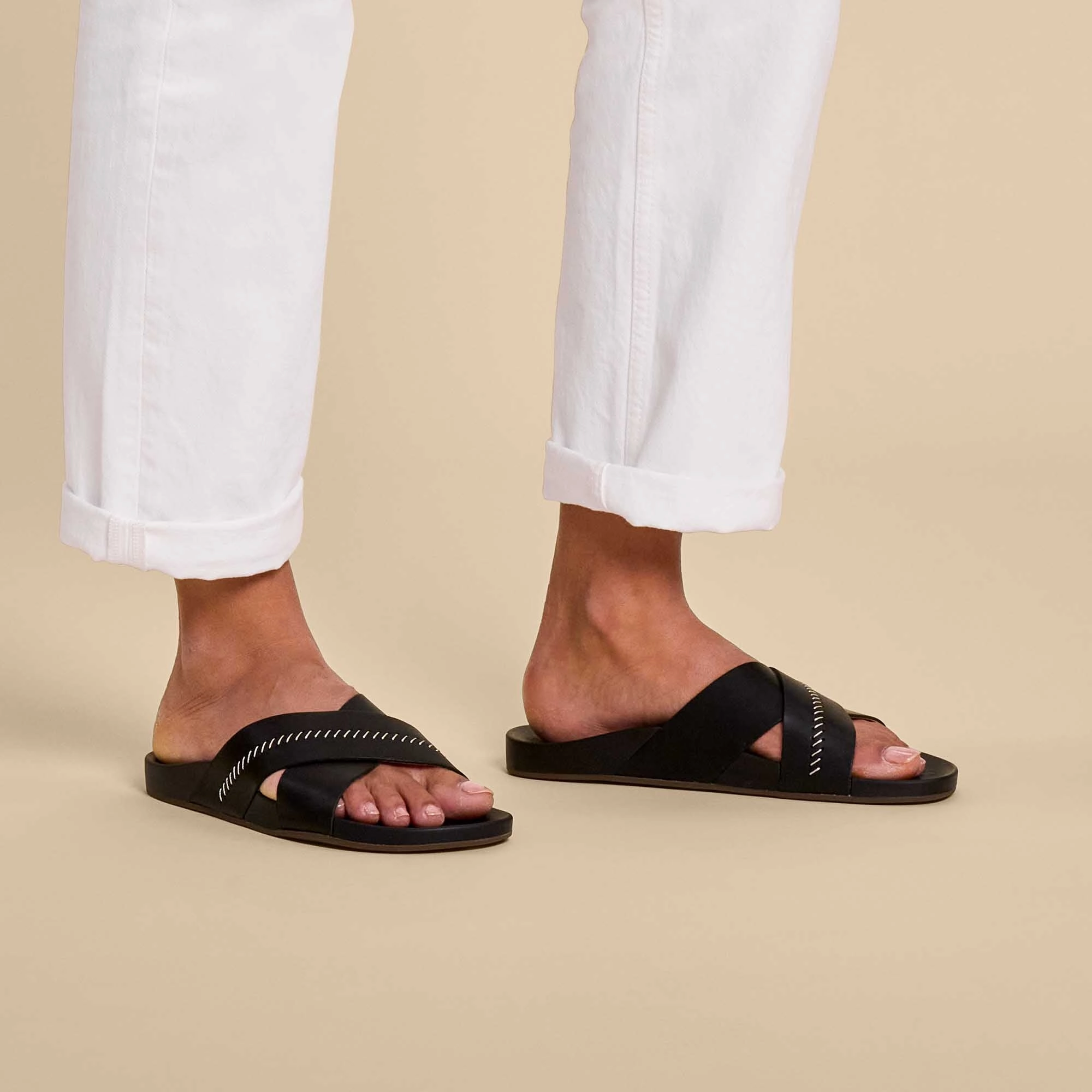 Kīpe‘a ‘Olu - Black