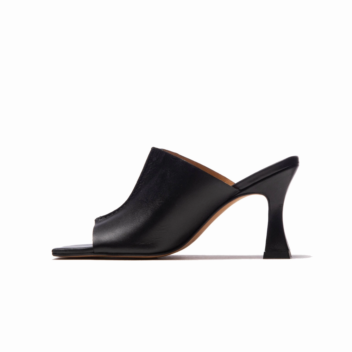 Maica Black Leather
