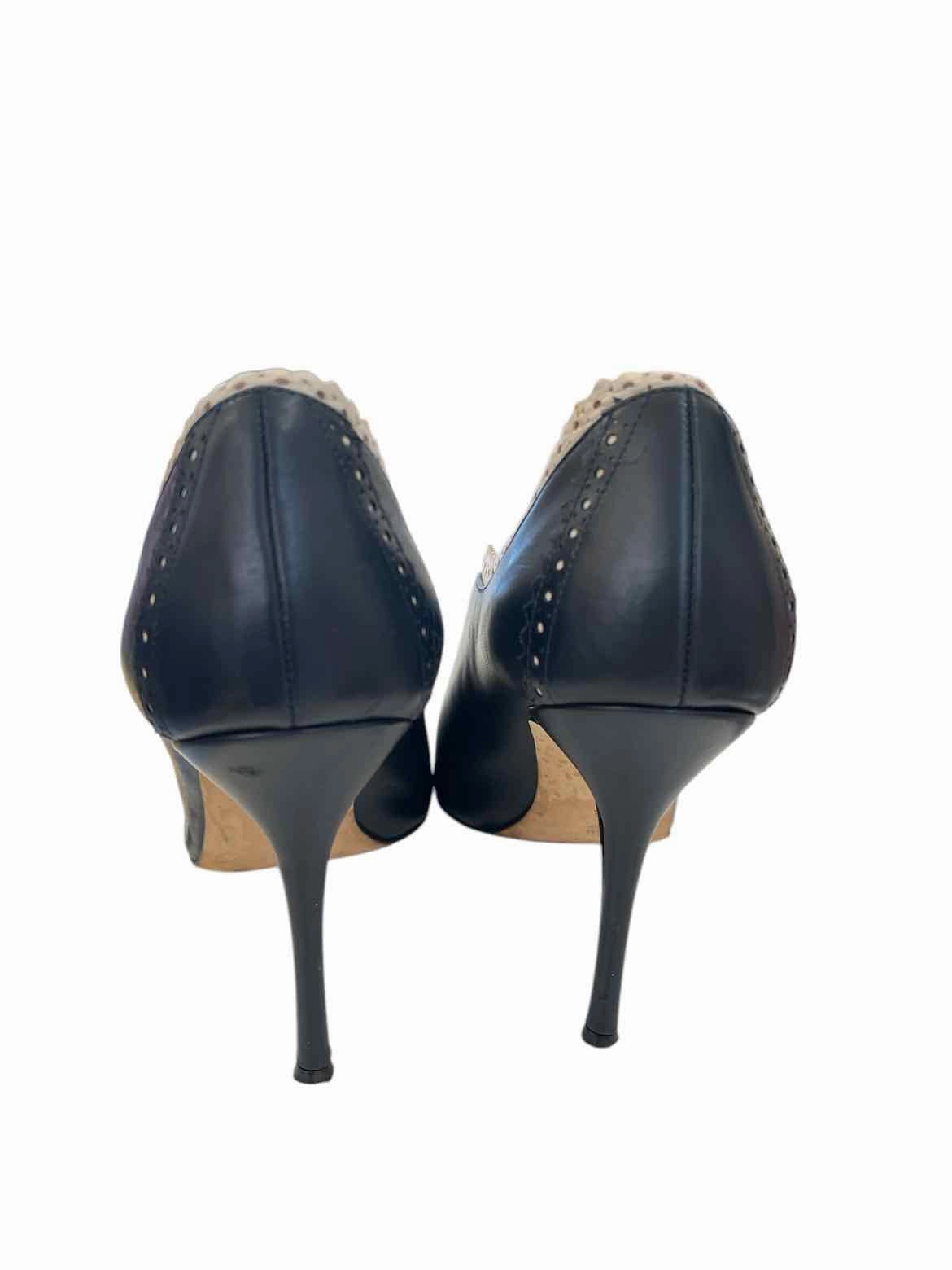 Manolo Blahnik Navy Size 36 Shoes