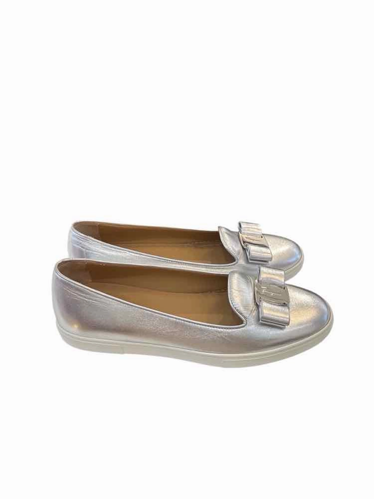 Salvatore Ferragamo Metallic Silver Size 10 Shoes