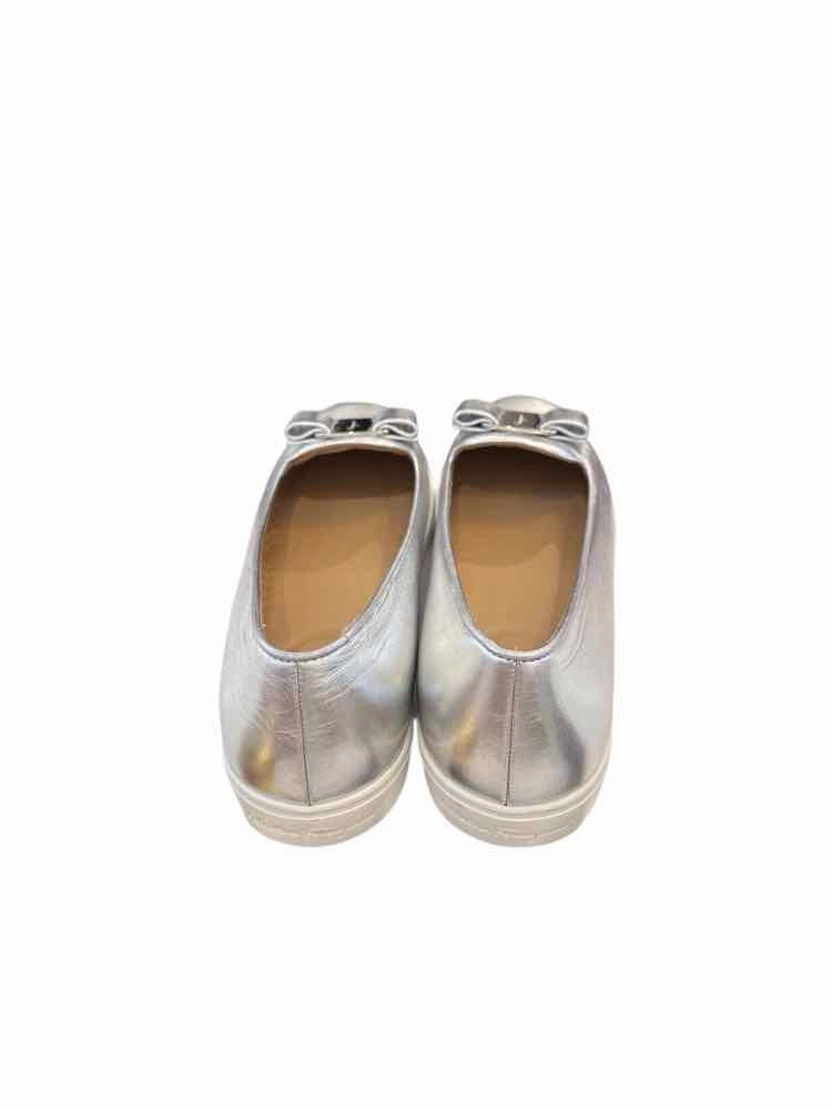 Salvatore Ferragamo Metallic Silver Size 10 Shoes