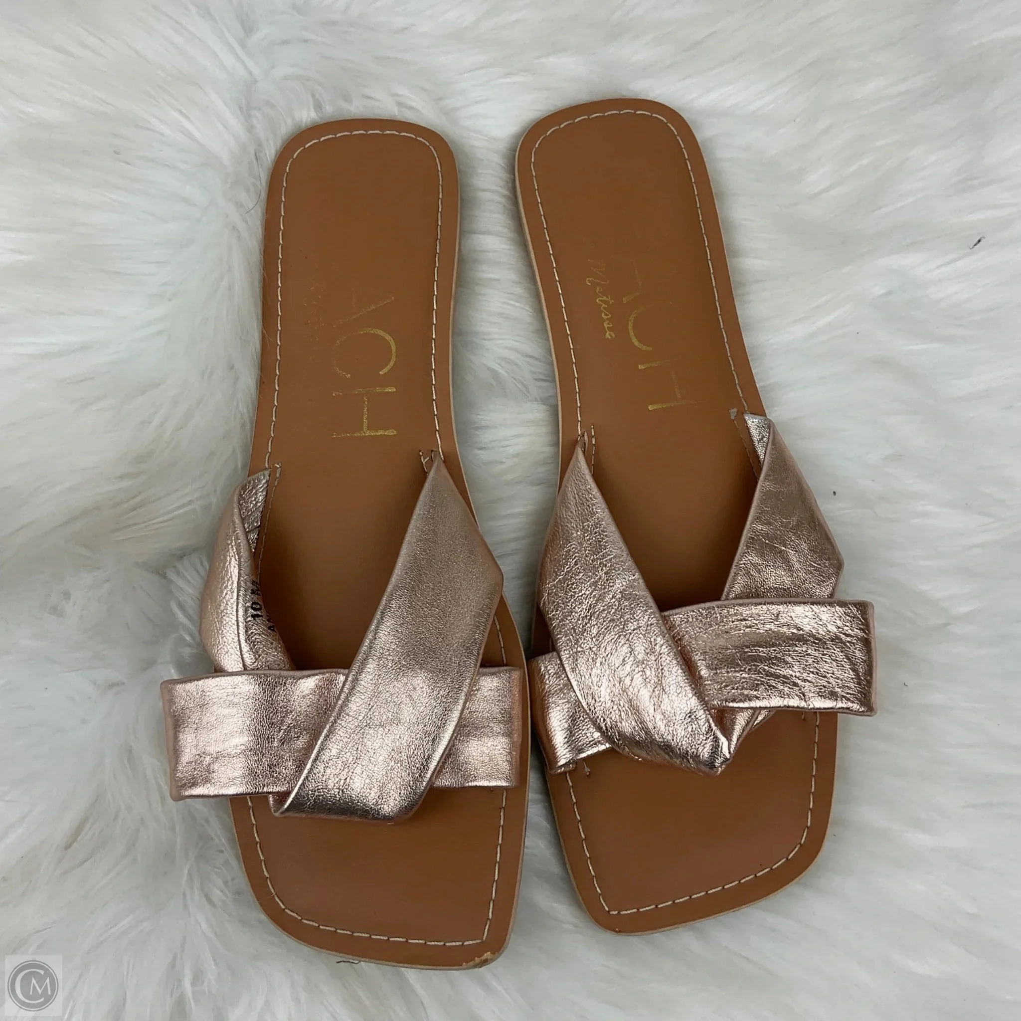 Sandals Flats By Clothes Mentor In Brown, Size: 10