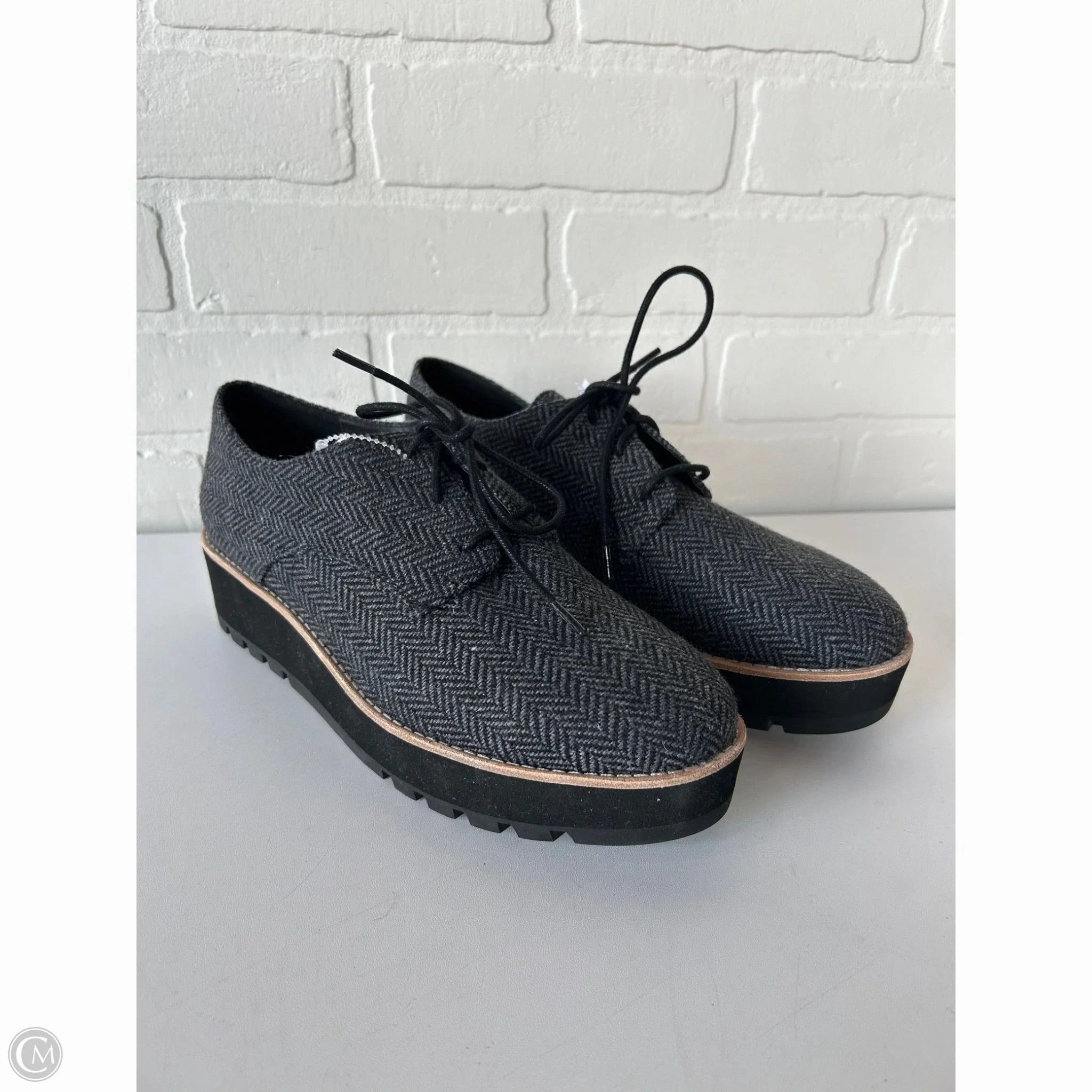 Shoes Flats By Eileen Fisher In Black & Grey, Size: 7.5