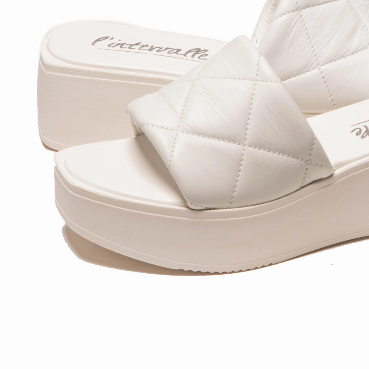 Sicilia White Leather