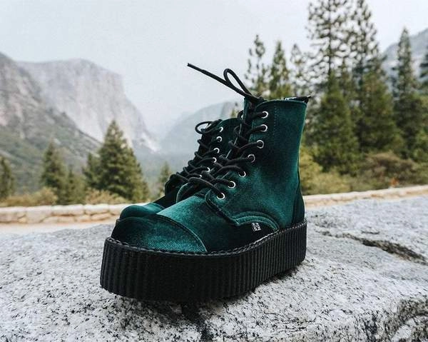 TUK V9759L Green Velvet 7-Eye Viva Mondo Boot