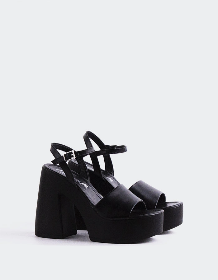 Veria Black Leather