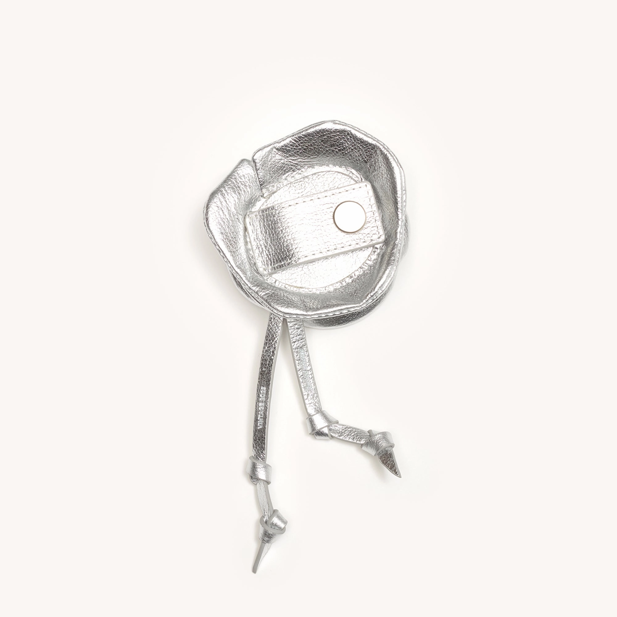 Vince Floral Charm | Sidewalk Silver/Brushed Silver