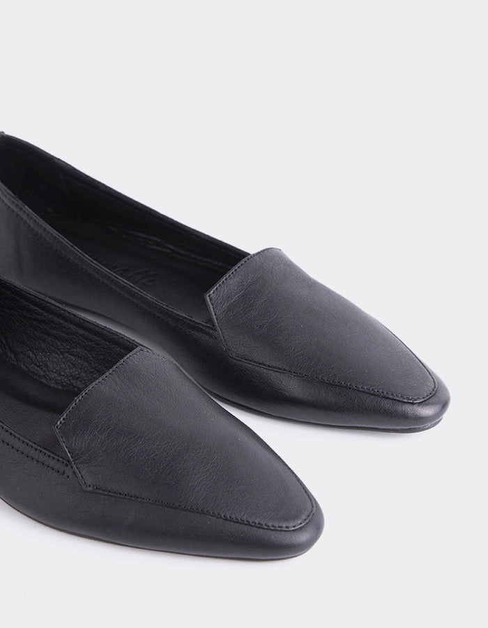 Winkle Black Leather